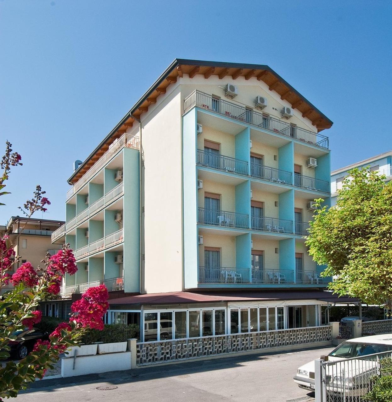 Hotel Saint Tropez Spa & Restaurant Lido Di Savio Luaran gambar