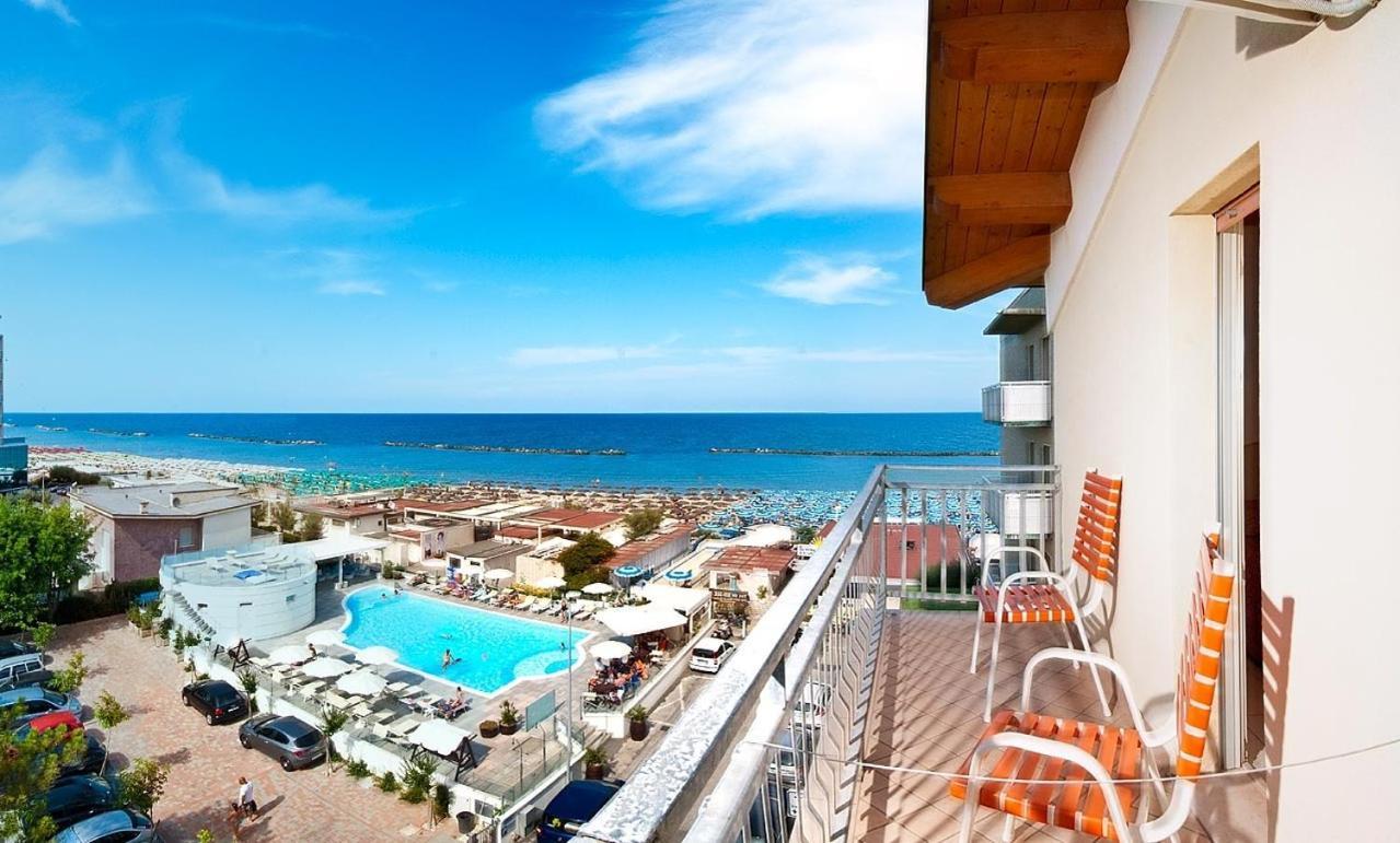 Hotel Saint Tropez Spa & Restaurant Lido Di Savio Bilik gambar